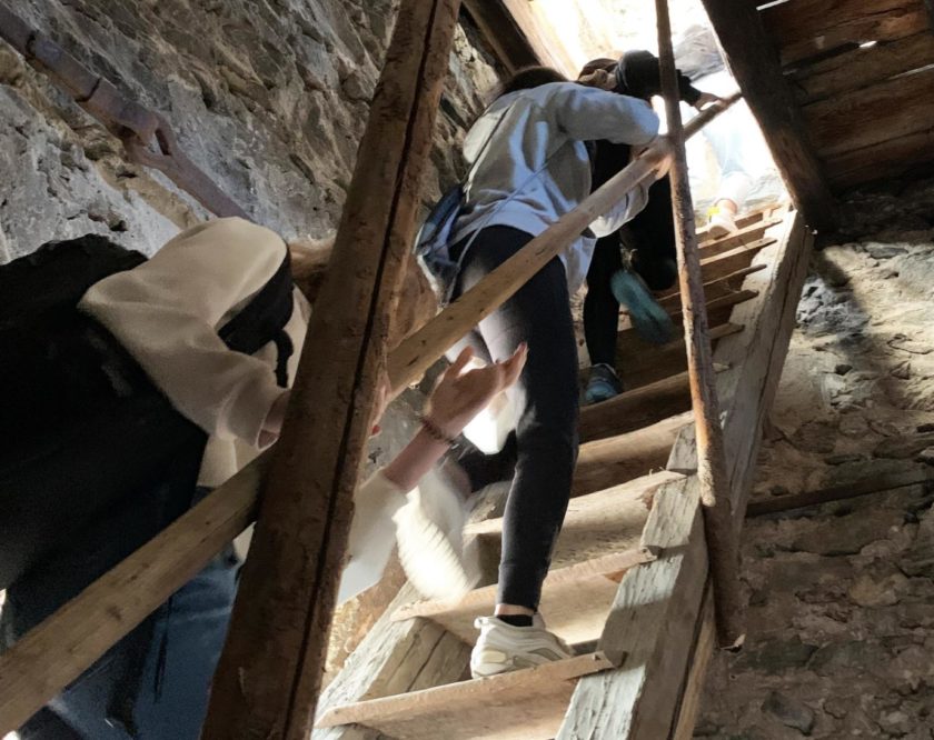 auf_den_turm_hinauf_ Den Turm hinauf
