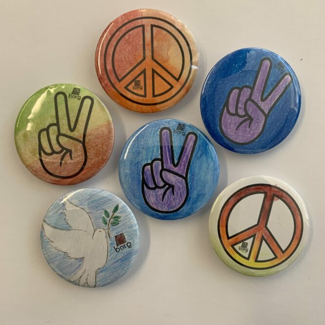 Peace-Buttons Peace-Buttons