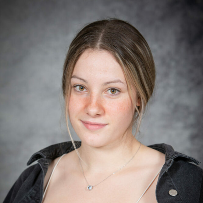 Emma Hofbauer (Eishockey)
A-Nationalteam