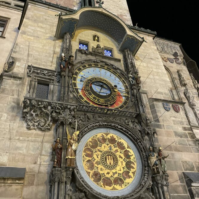 Kirchturmuhr Kirchturmuhr